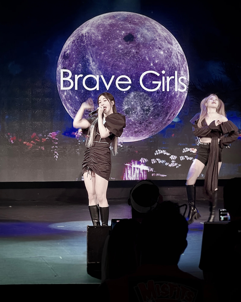 Brave Girls LA US Tour Yujeong Eunji